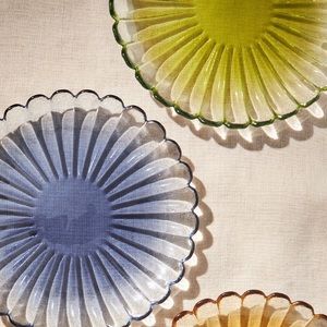 2 Glinda Dessert plates SPECIAL PRICING💎